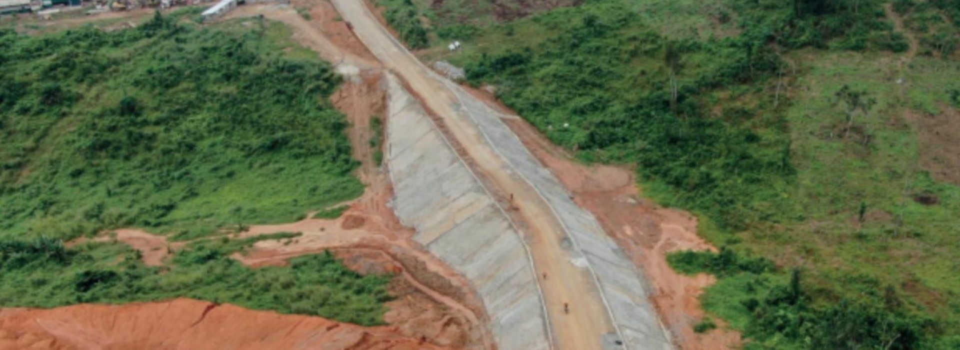 Terrassements de plateformes industrielles PK24 – Afrik Béton